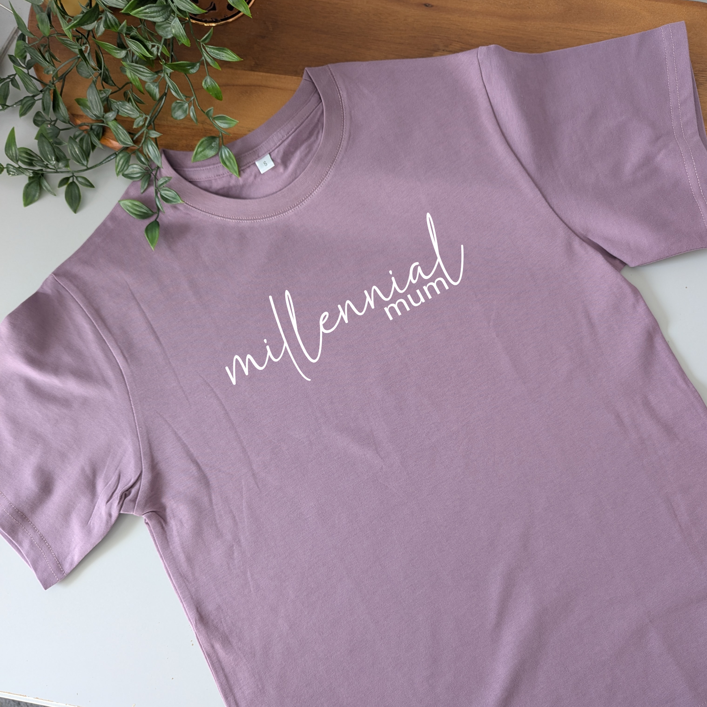 Millennial mum women's T-shirt. Cute and minimalist mum T-shirt
