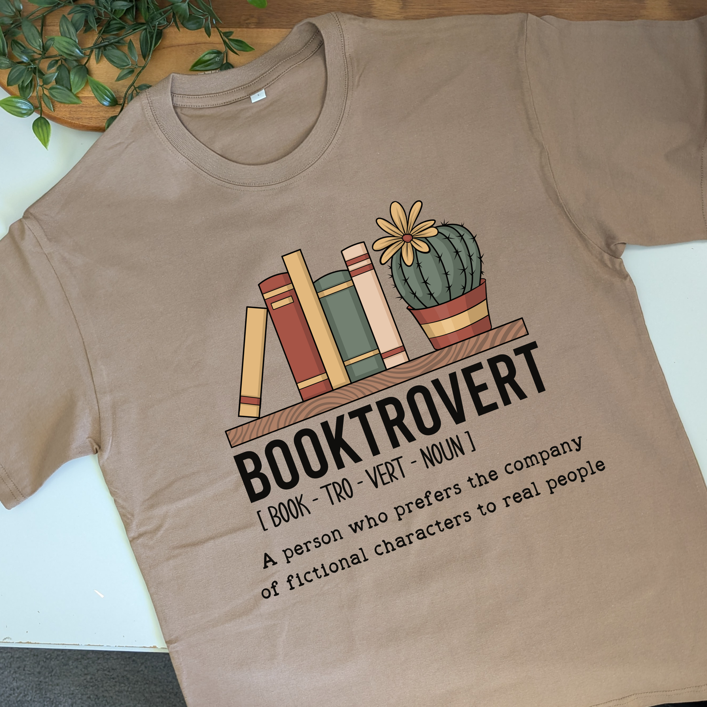 Booktrovert Tshirt