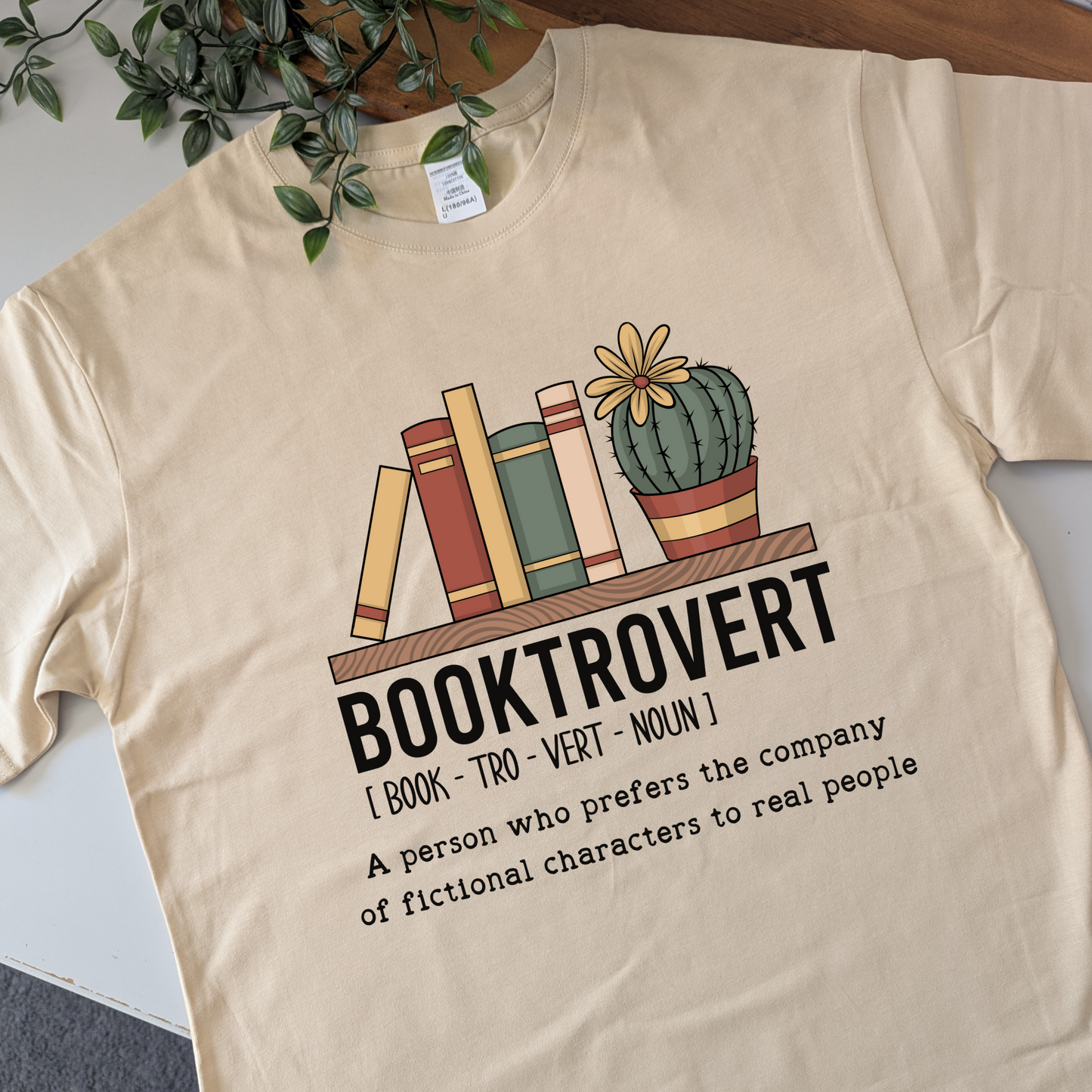 Booktrovert Tshirt